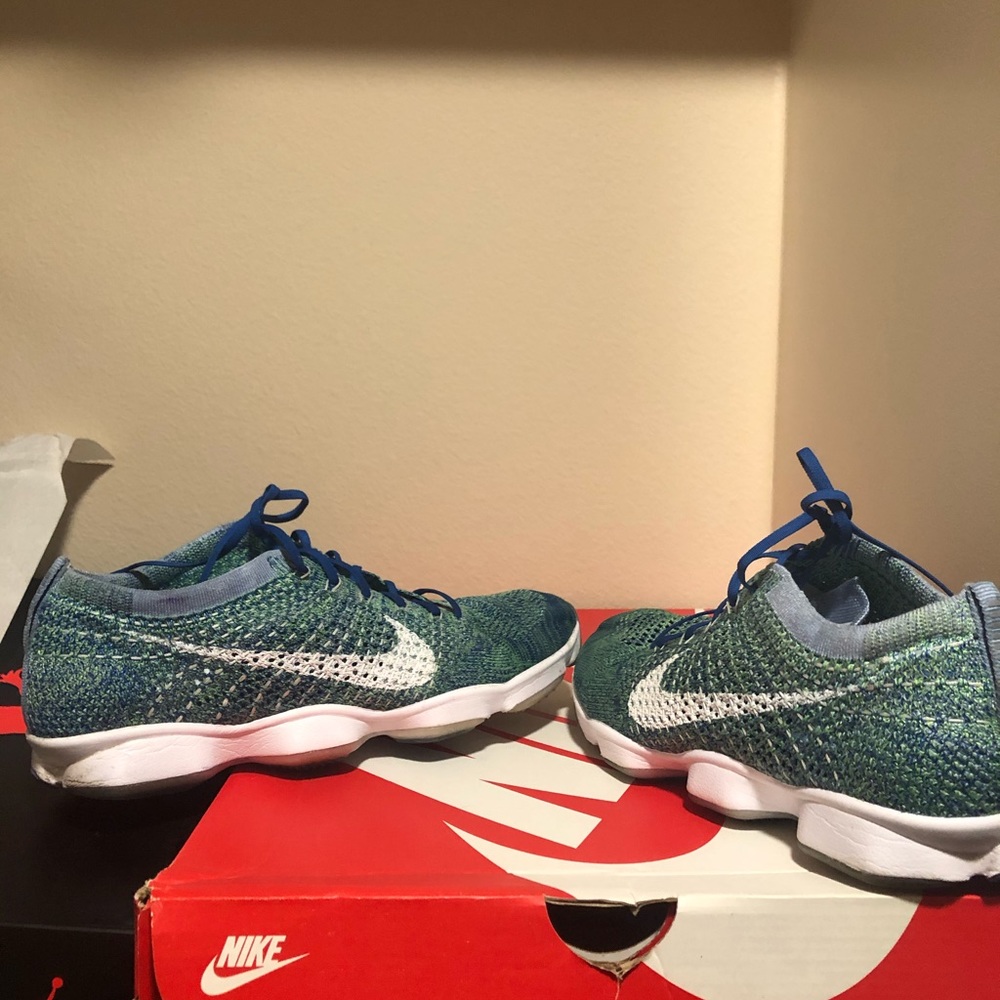 Women’s Nike air